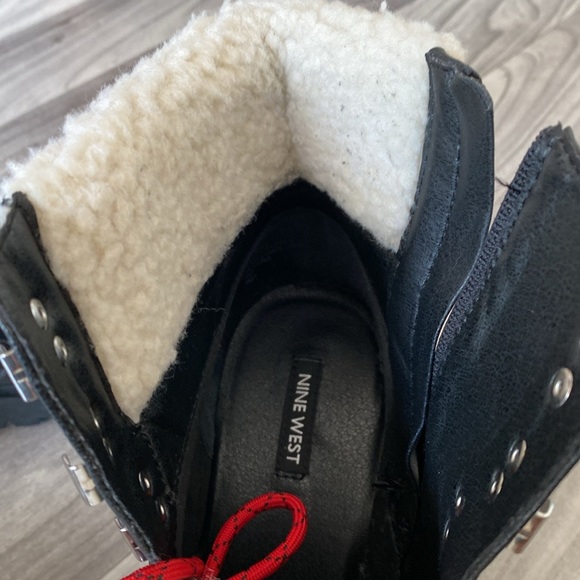 Nine West Quimbie 3 Heeled Sherpa Hiker Boots Leather Zip Red Laces Size 10M X-2 - Picture 6 of 7